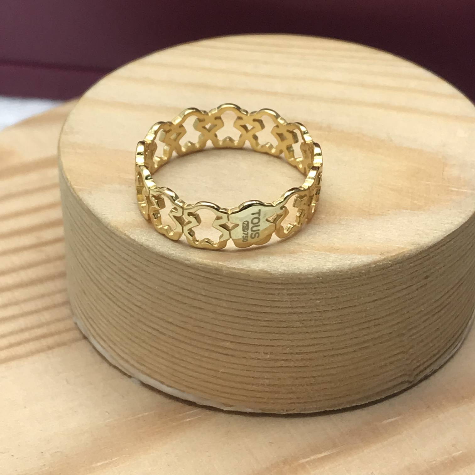 Silueta Ring Bear motifs