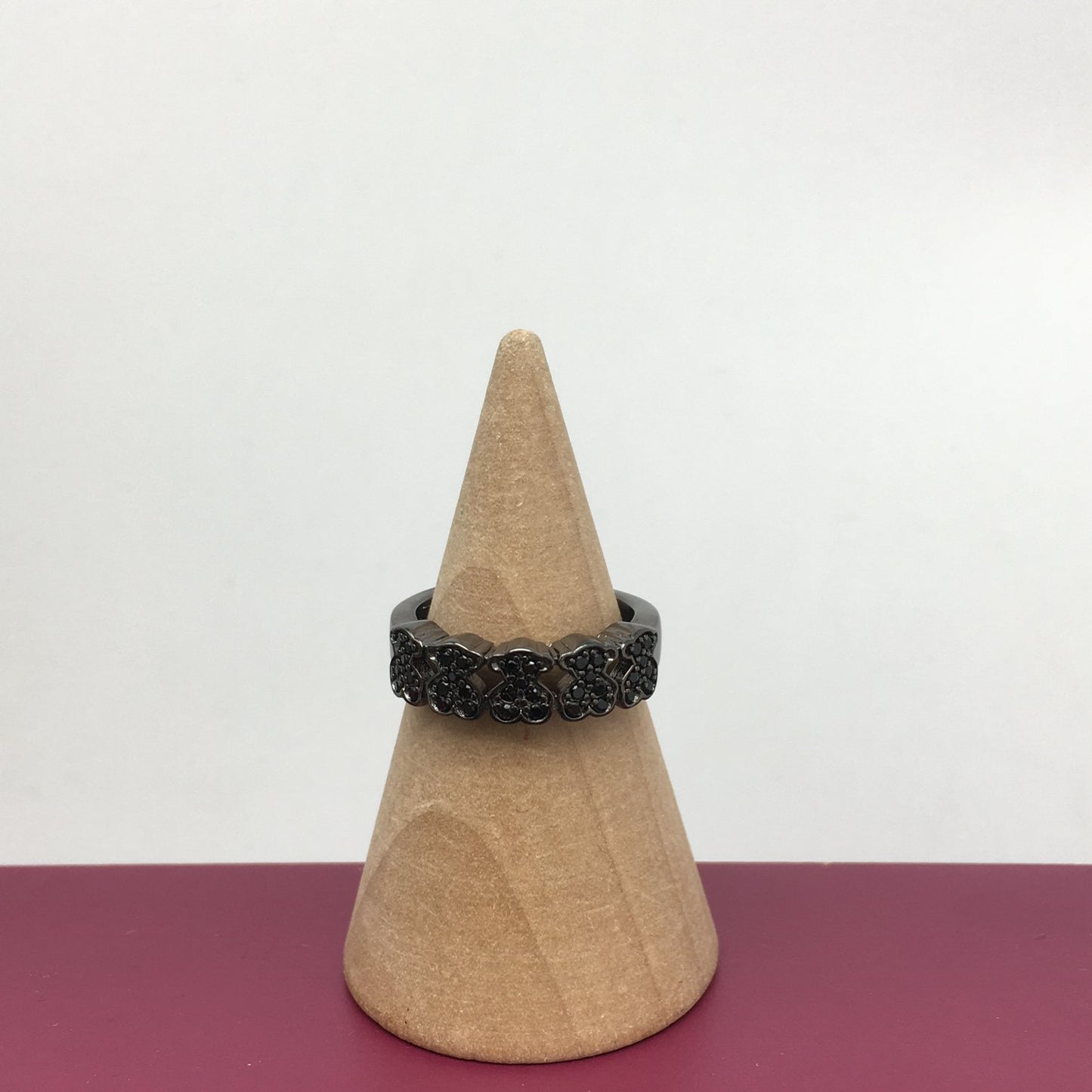 White Bear Ring with black bears