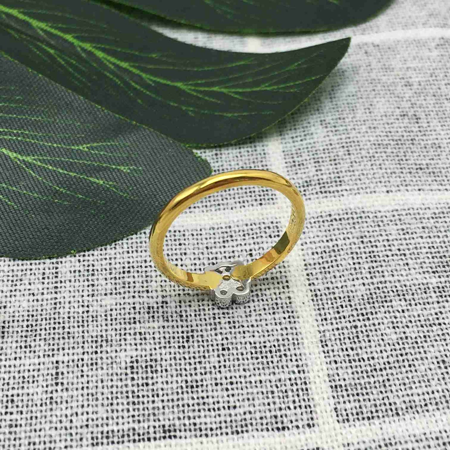 White and Yellow Puppies Ring