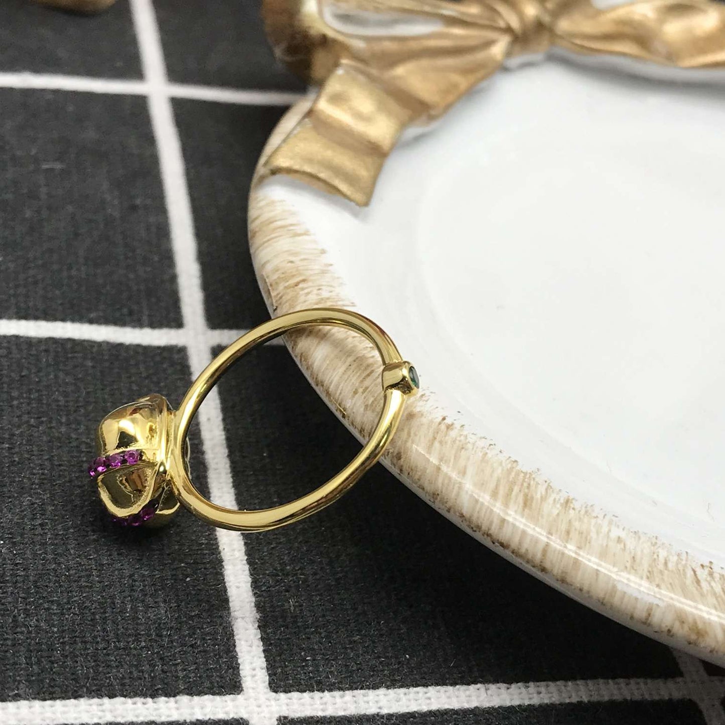 Medium gold-plated silver heart Ring with gemstones