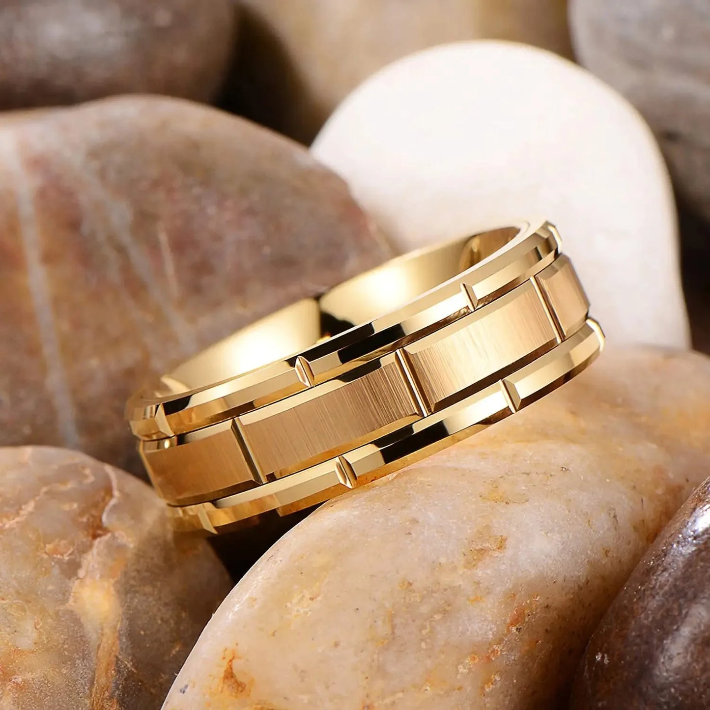 Fashion Couple Rings Luxury Gold Color Women Heart Zircon Wedding Rings Set Men Titanium Steel Ring Wedding Band Jewelry Gifts