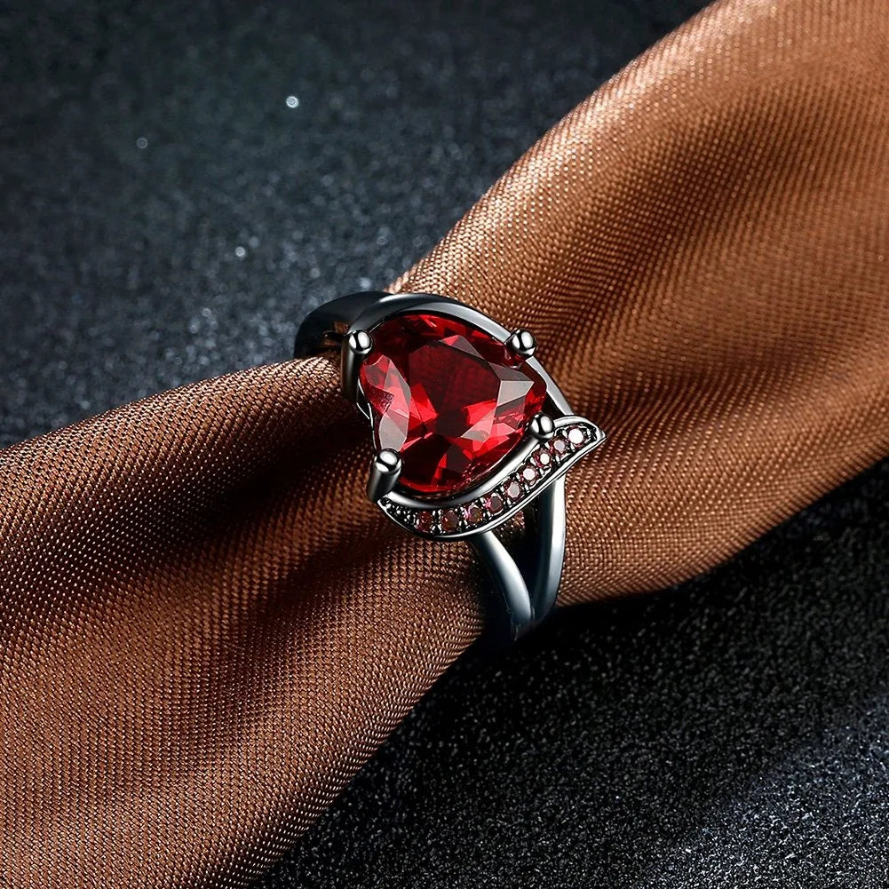 Couple Rings Romantic Women Heart Red Rhinestones Zircon Ring Men Stainless Steel Celtic Dragon Rings Wedding Jewelry