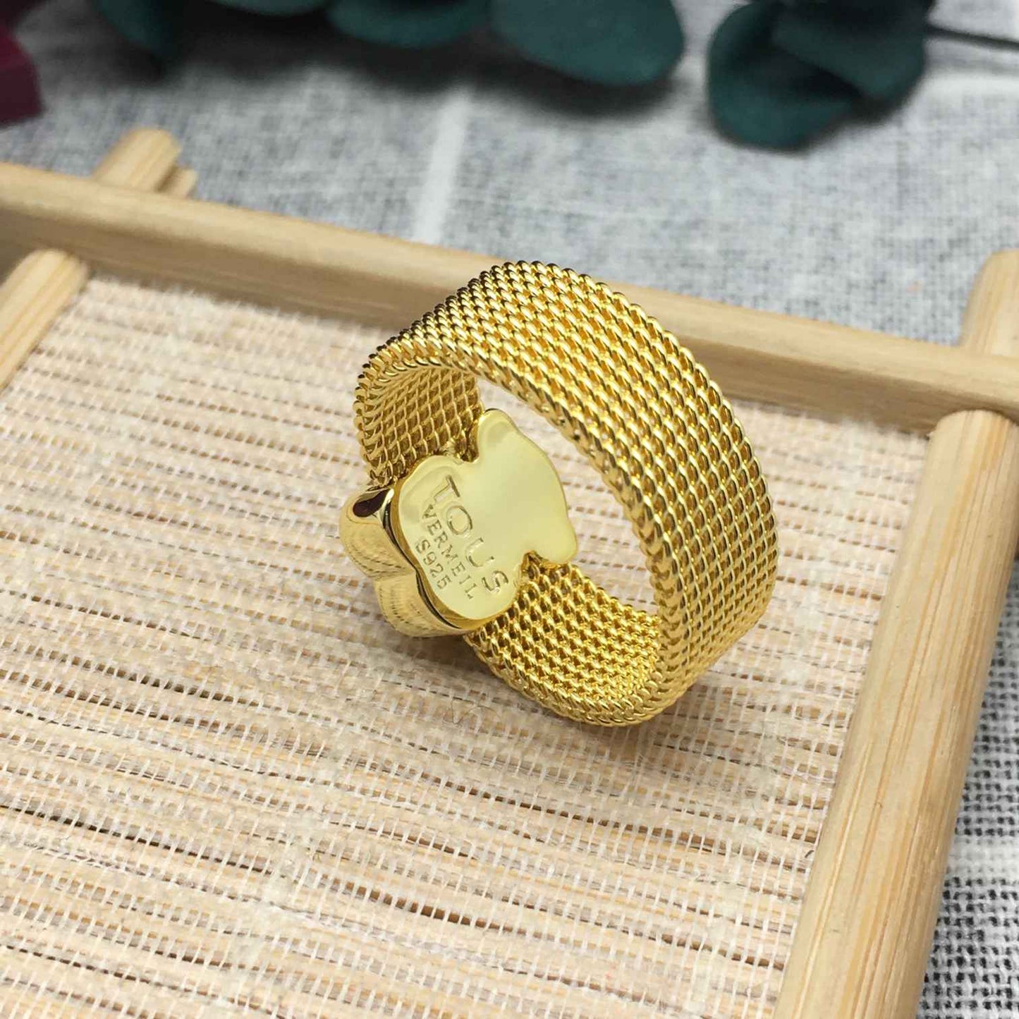 IP Steel Mesh Color Ring with Howlite Bear motif