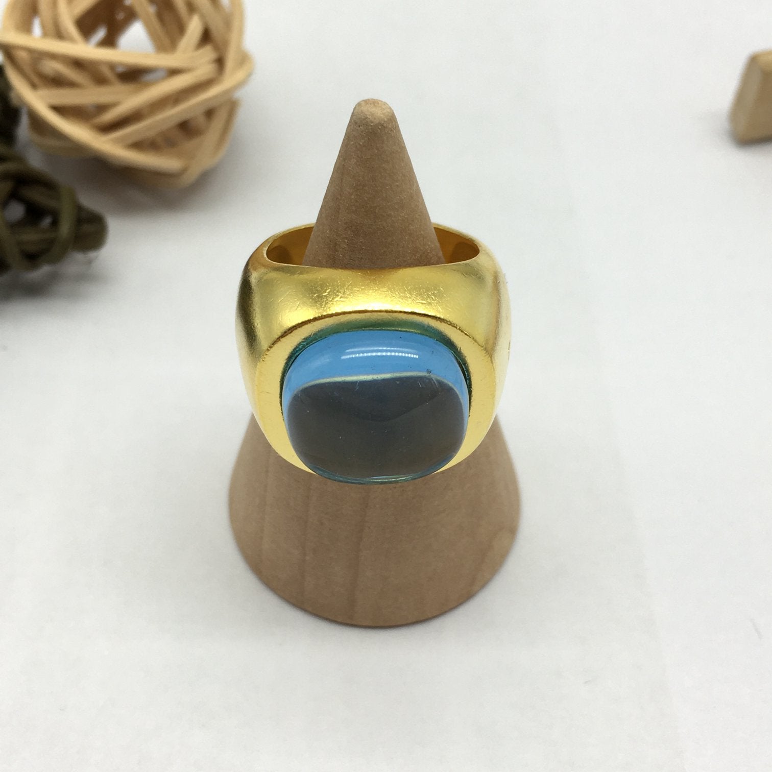 Silver vermeil Blue Ring with amethyst