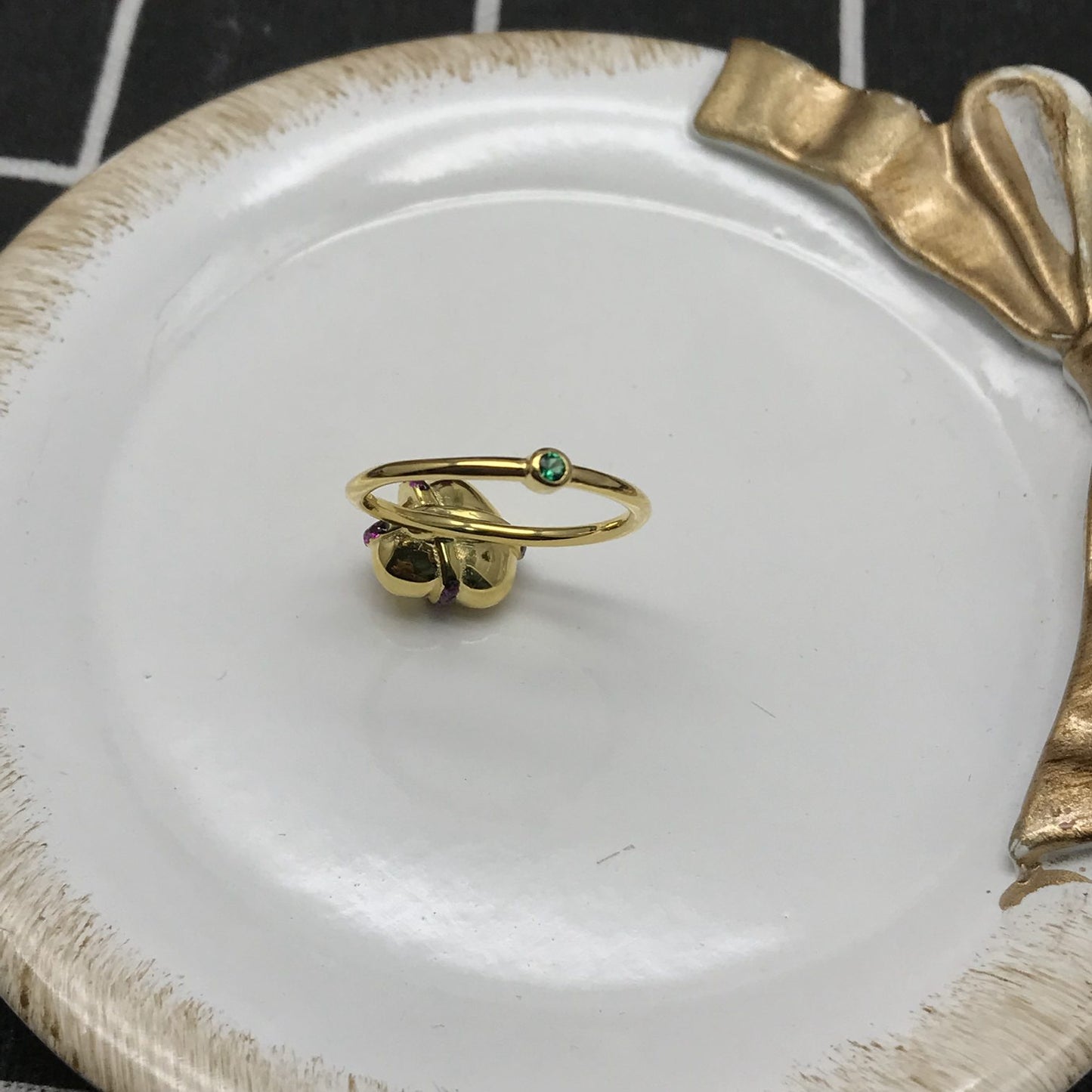 Medium gold-plated silver heart Ring with gemstones