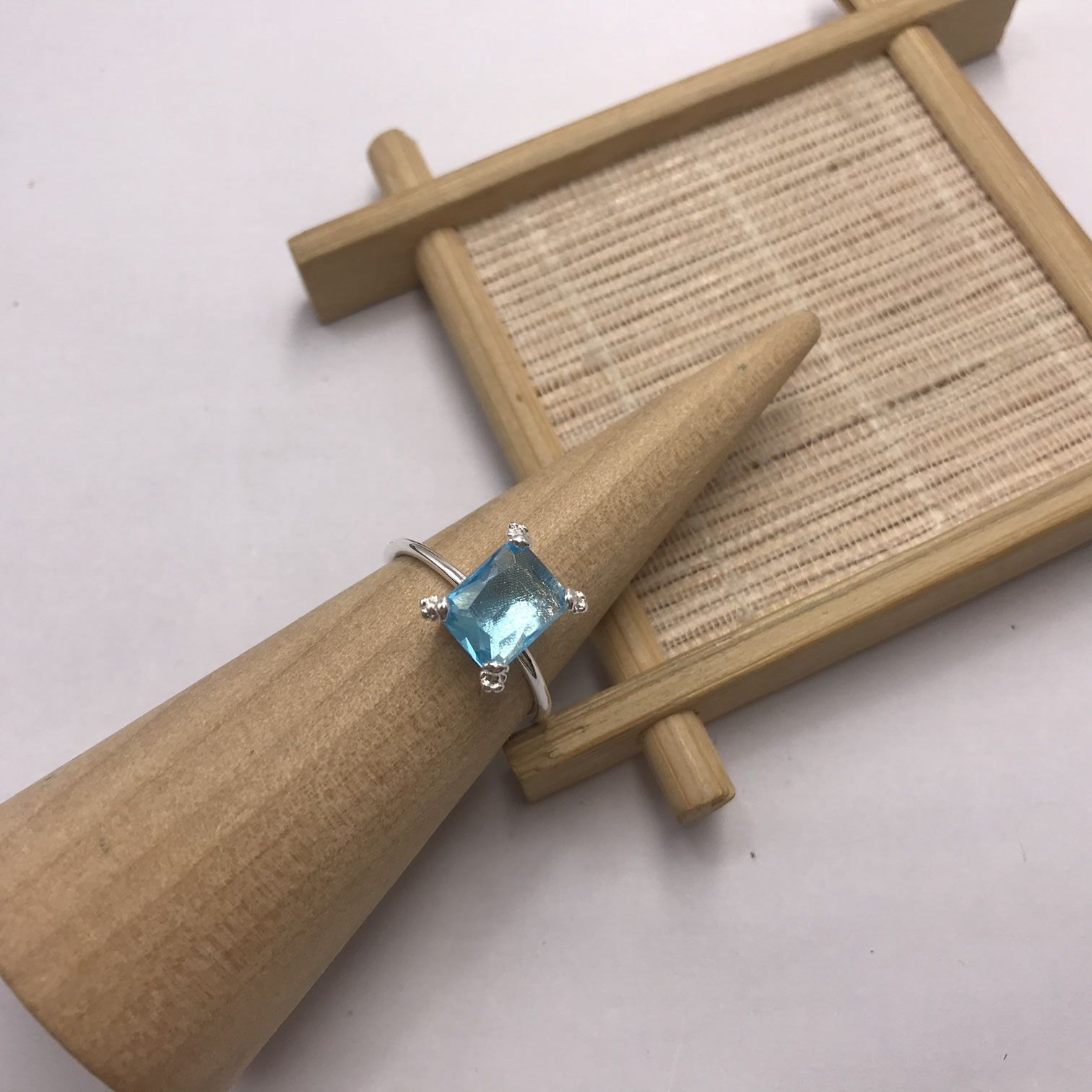 Silver Ring with topaz Blue Pills