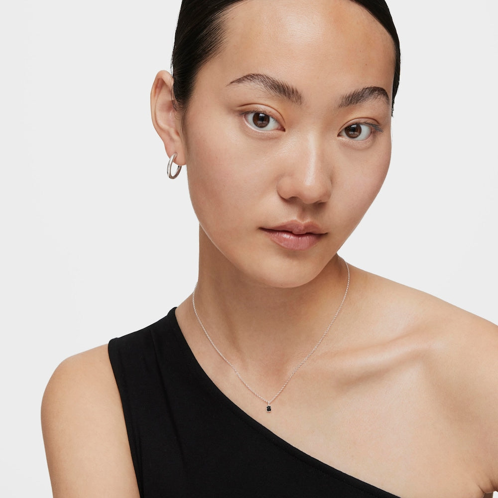 Mini Onix Necklace in Silver with Onyx 0,4cm |