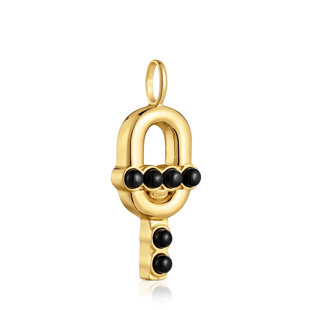 Pendant with 18kt gold plating over silver and onyx MANIFESTO