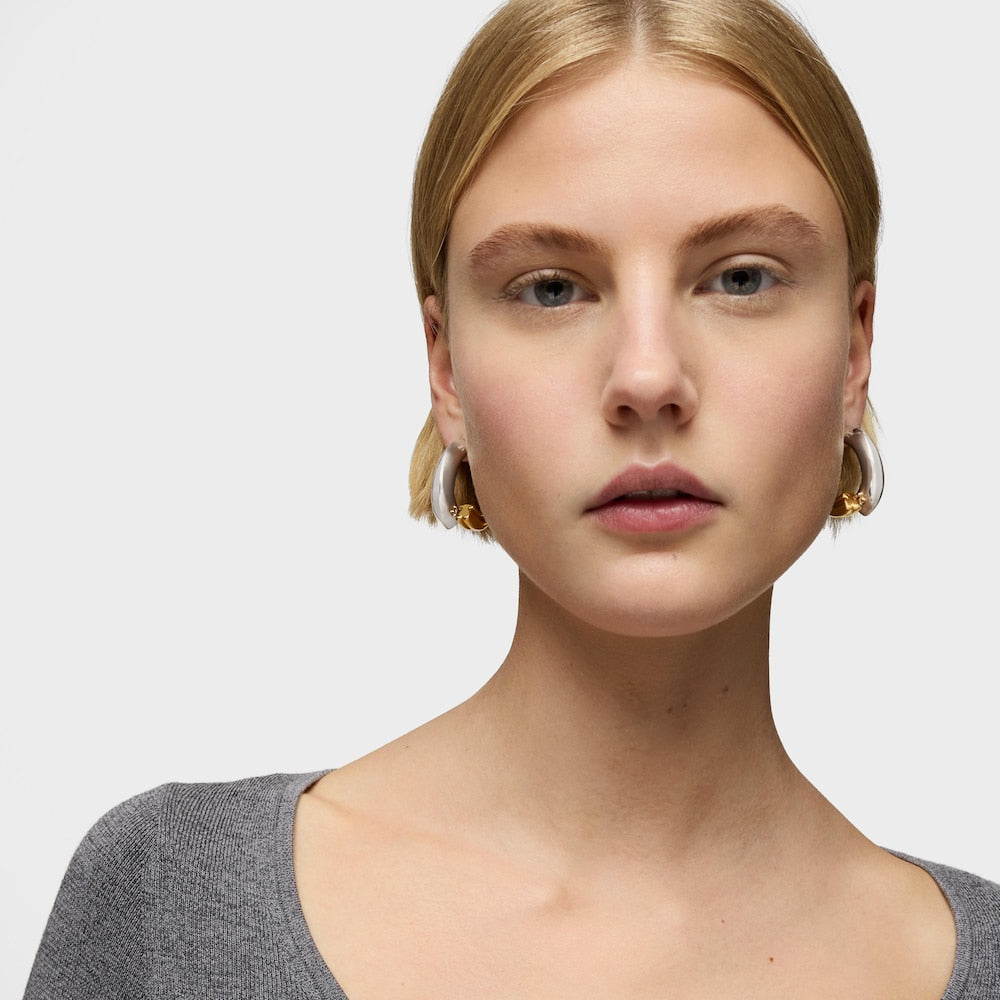Two-tone long Hoop earrings with bear motif 1950 |
