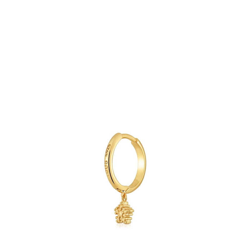 Short Hoop individual earring with 18kt gold plating over silver and star motif Grain |