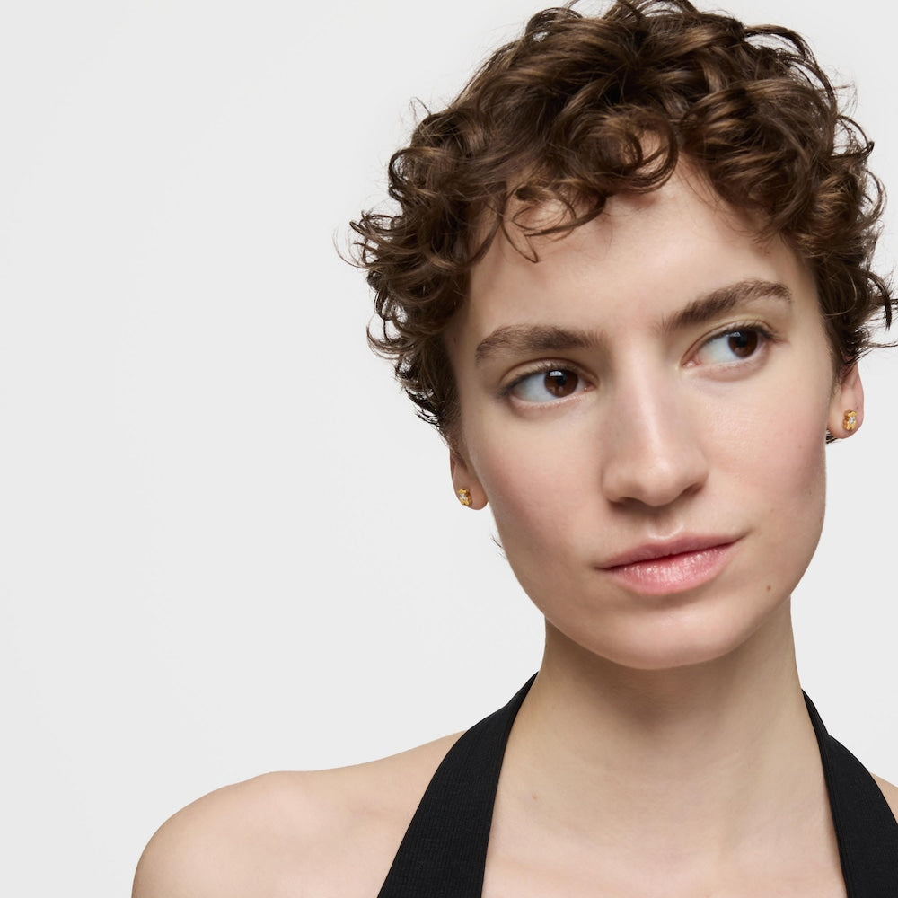 6 mm gold Bear earrings with lab-grown Lili