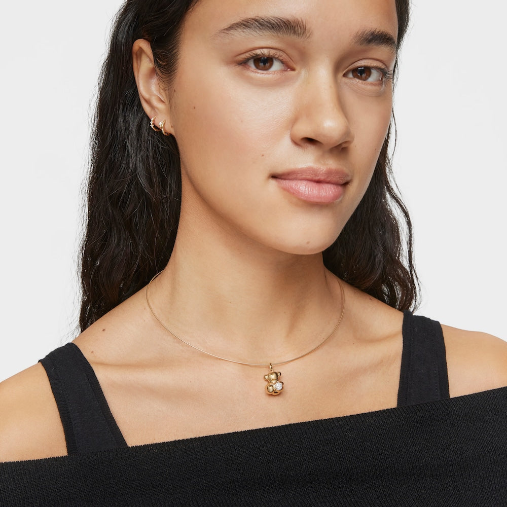 0,08ct-diamond and gold Bold Bear pendant