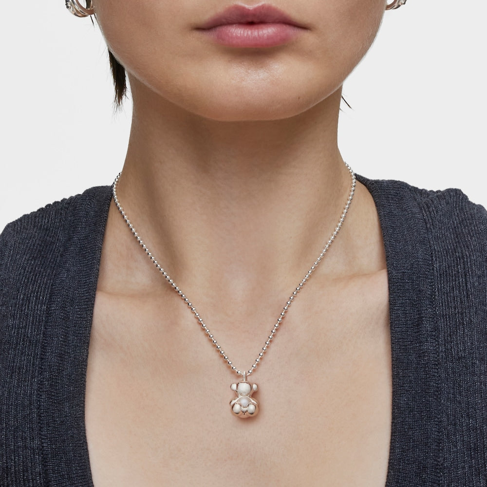 Medium bear Pendant in silver and pearl Bold Bear |