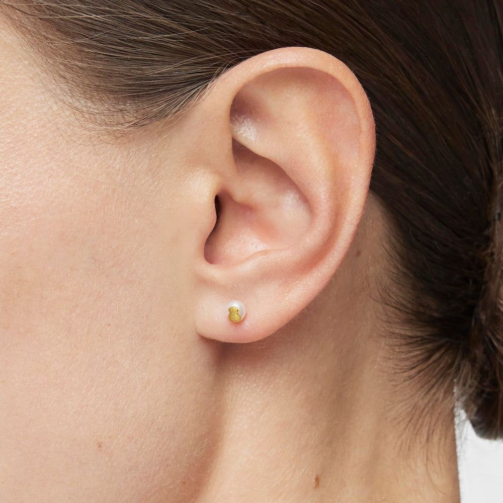 Gold Baby earrings with pearl |