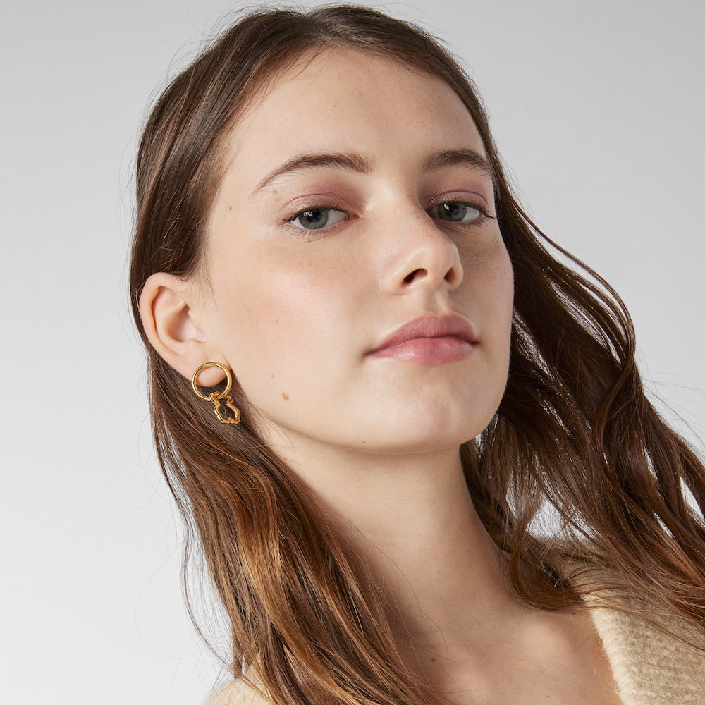 Small Gold Hold Bear Ring |
