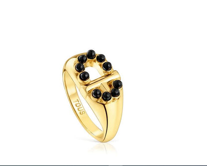 Signet ring with 18kt gold plating over silver and onyx