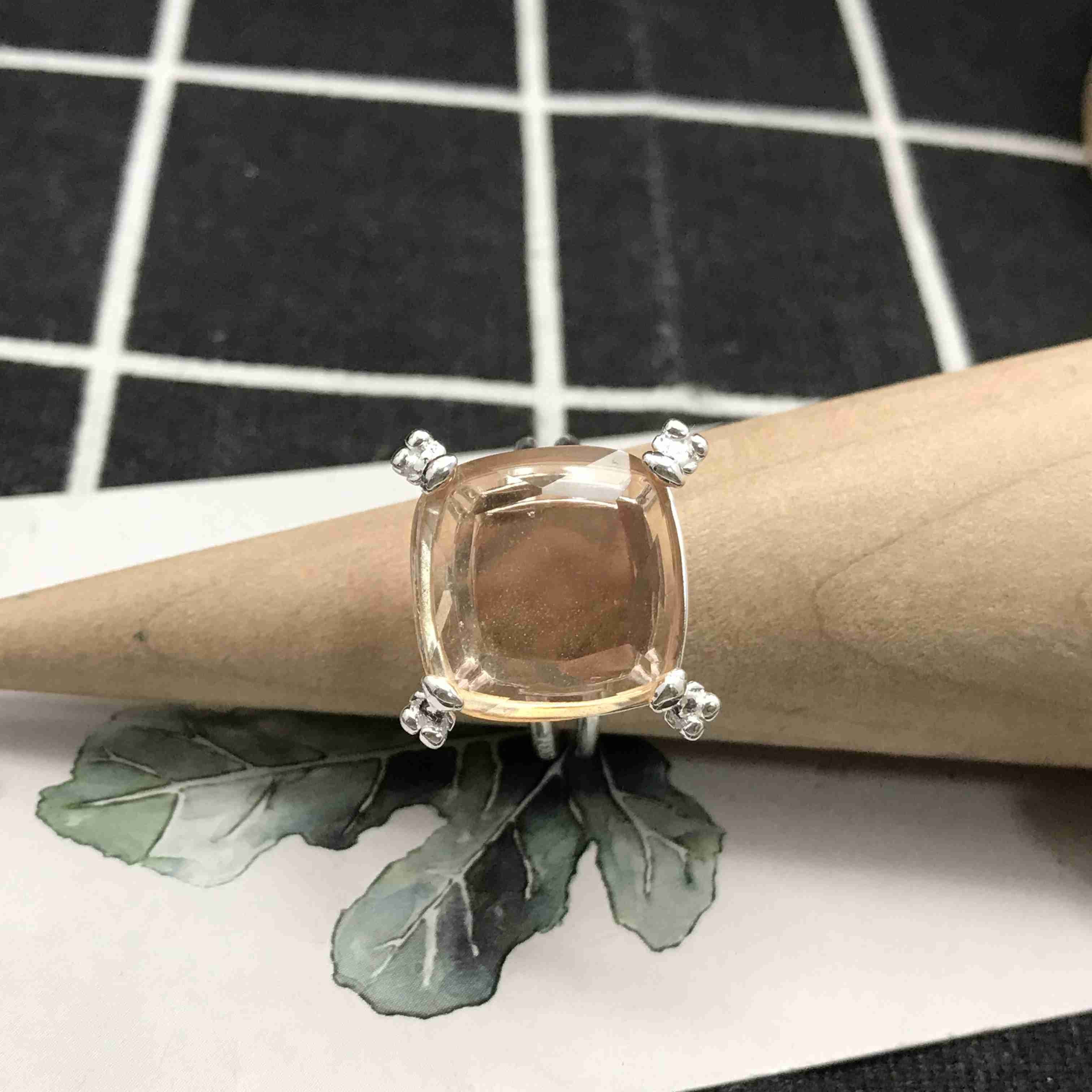 Silver Color Pills Ring with citrine
