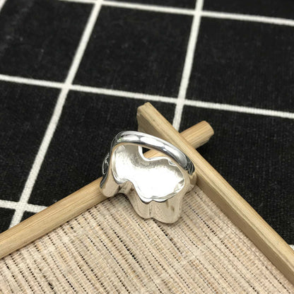 Silver Bold Motif bear Signet ring