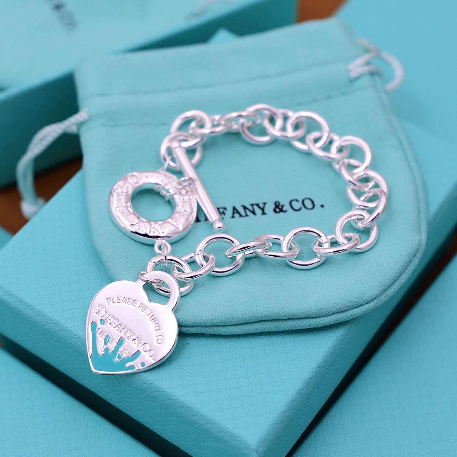 Return to Tiffany Heart Tag Toggle blue Bracelet in Sterling Silver