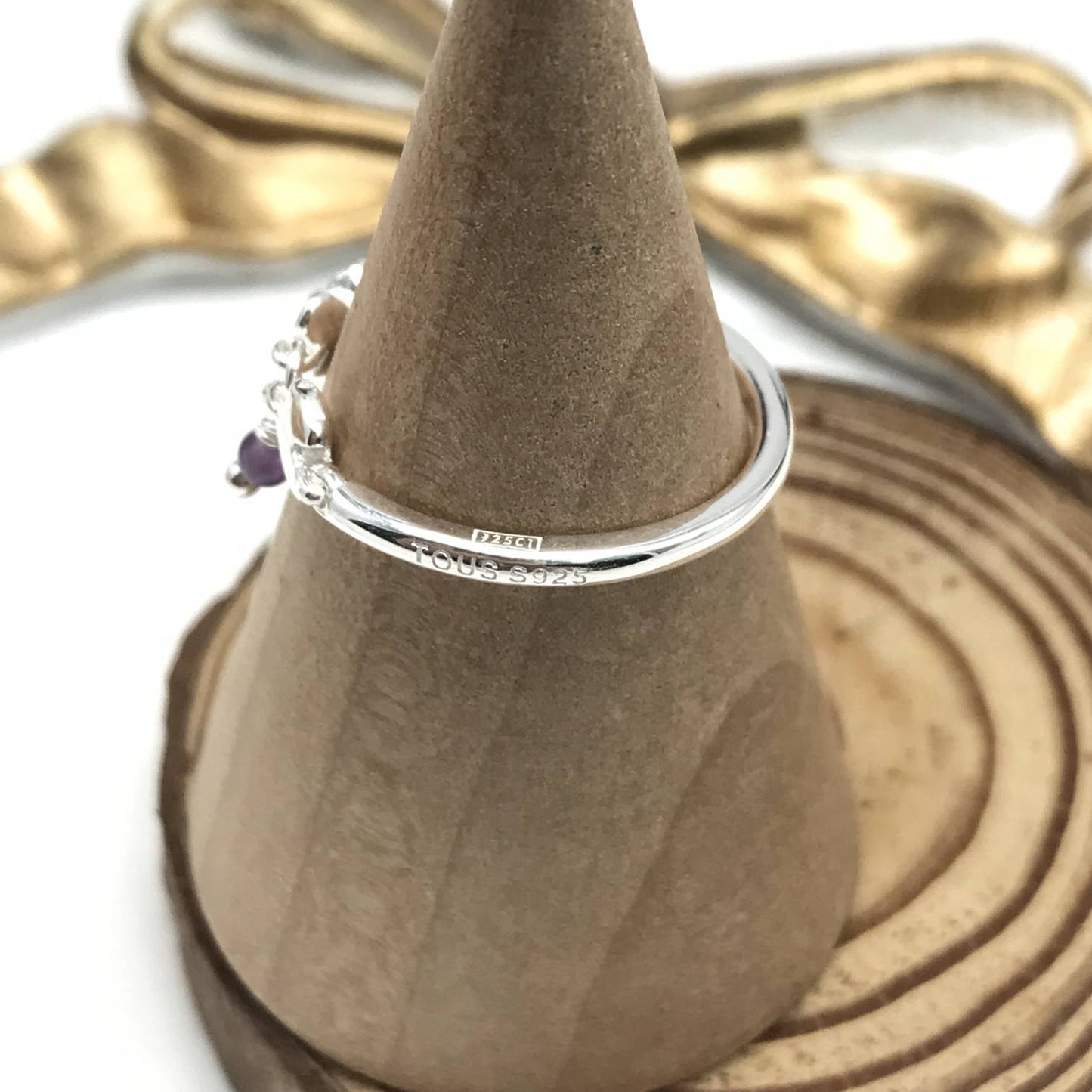 Silver Bold Motif Ring with amethyst