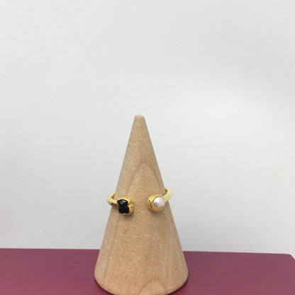 Glory Ring in Silver Vermeil with Onyx and Pearl