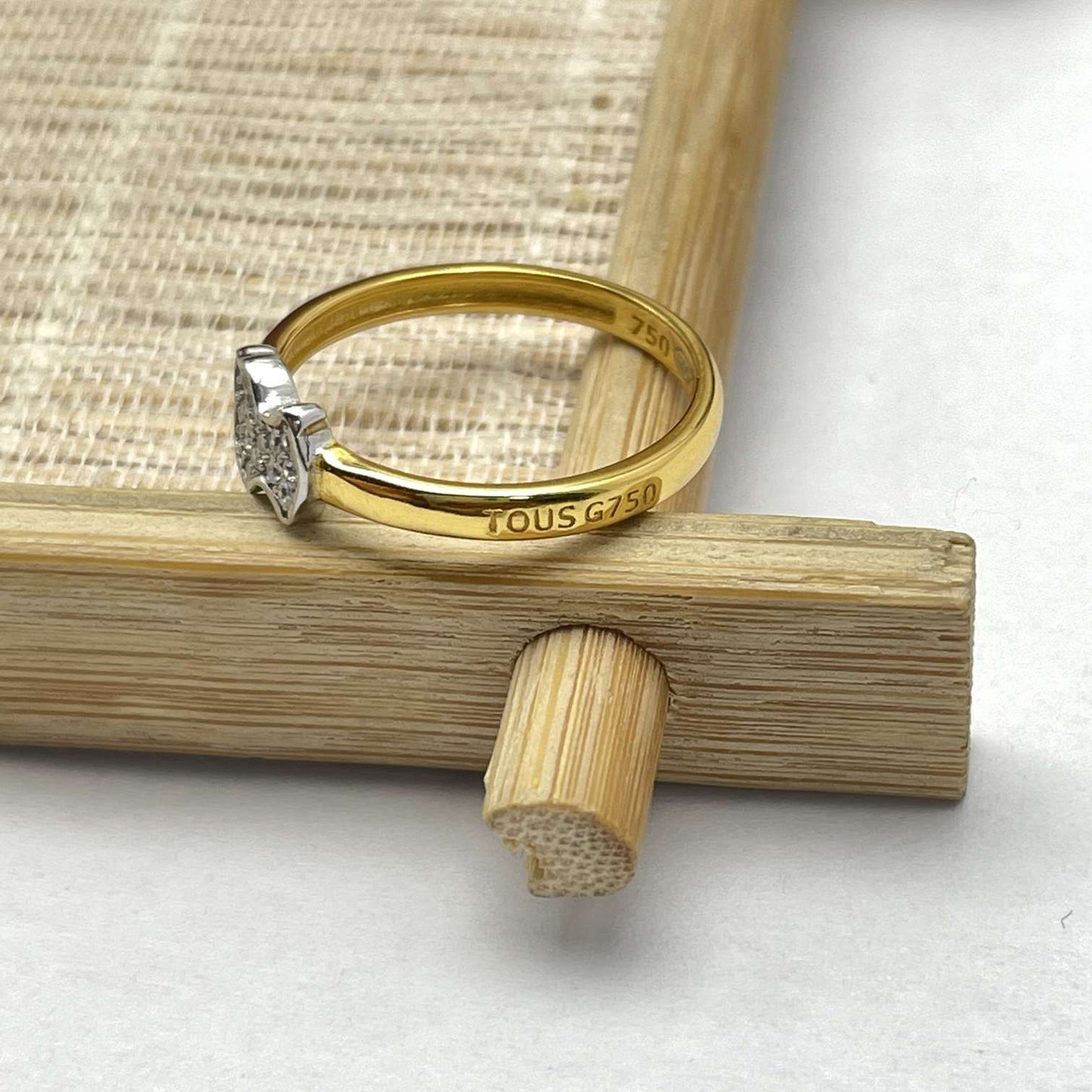 Yellow and White  Gen Ring with  Bear motif