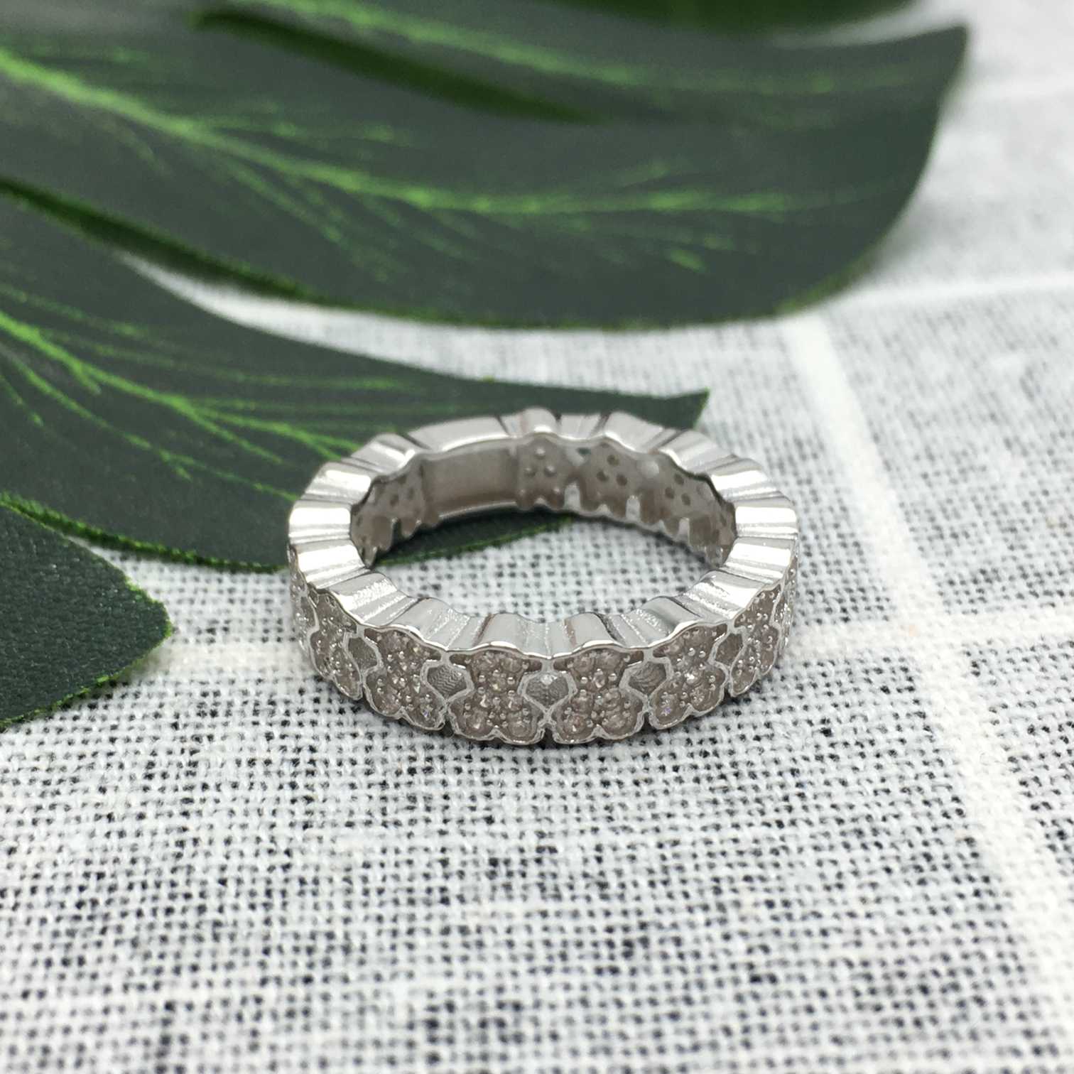 White   Puppies Ring