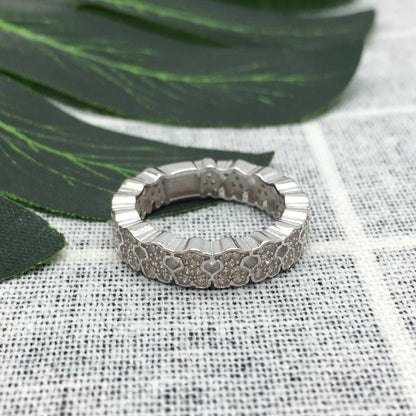 White   Puppies Ring