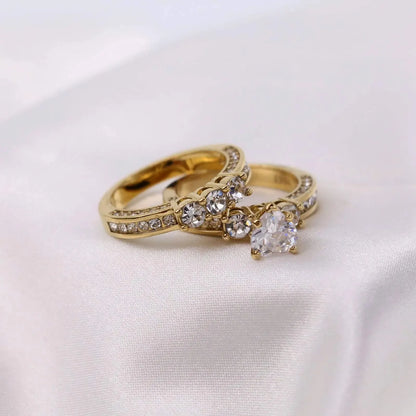 Fashion Couple Rings Luxury Gold Color Women Heart Zircon Wedding Rings Set Men Titanium Steel Ring Wedding Band Jewelry Gifts