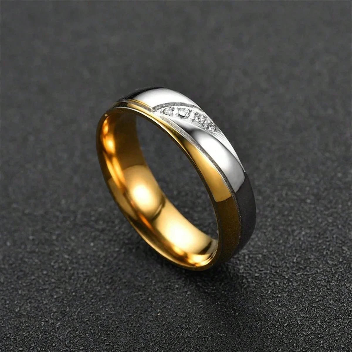 Stainless Steel Couple Rings For Men Women with Rhinestones Zirconia Rings Wedding Party Jewelry Valentines Day Gifts