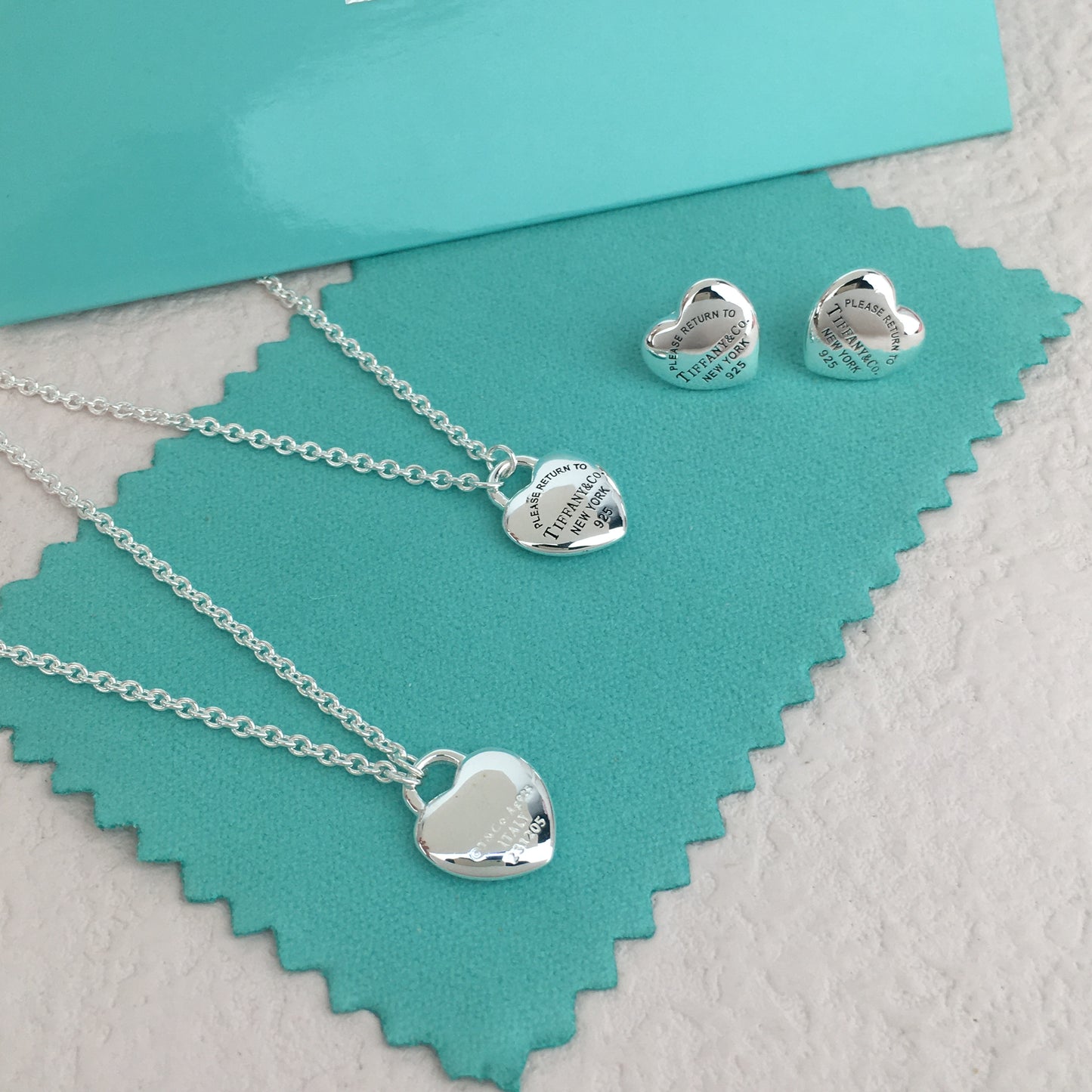 Set of Tiffany & Co. Return to Tiffany Small Heart  Stud Earrings Silver Necklace earring bracalet