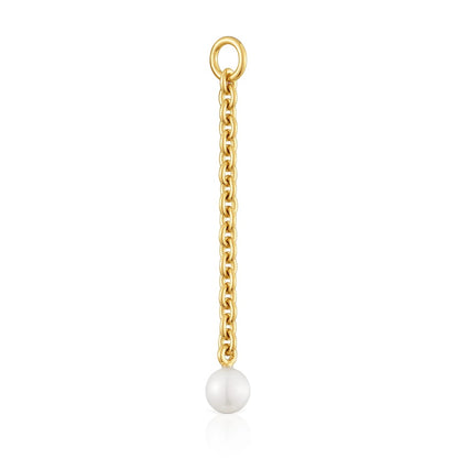 Hold Oval Pendant with 18kt gold plating over silver and cultivated pearl |