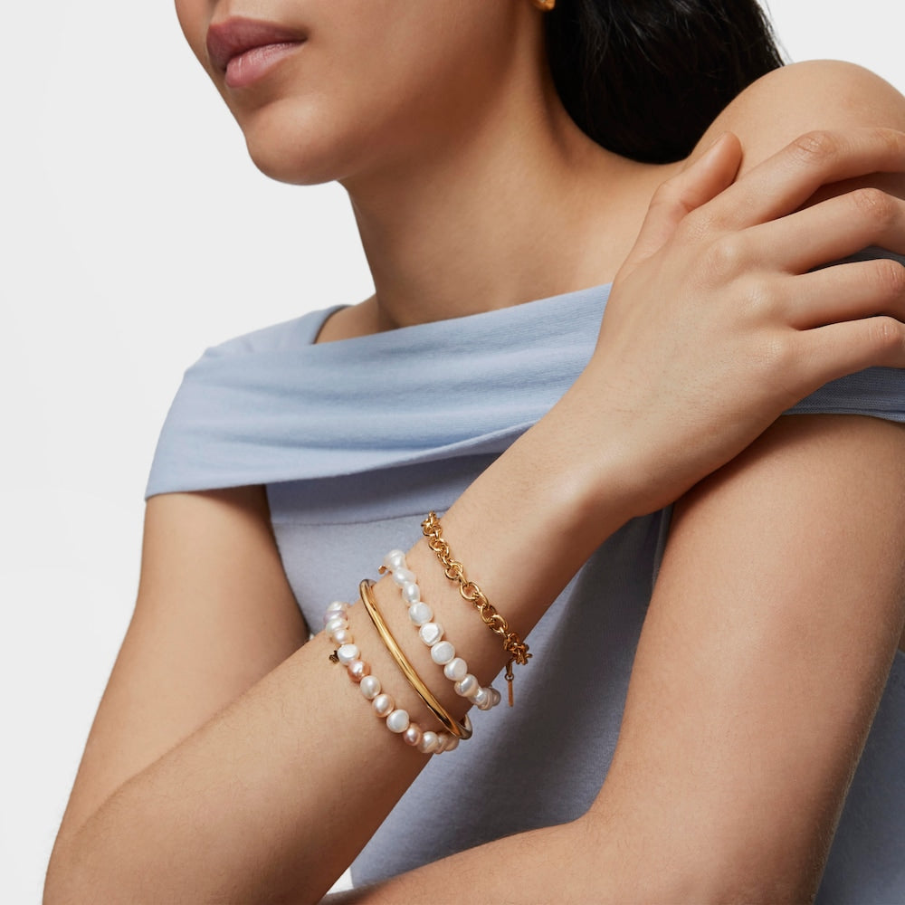Gold Sweet Dolls Bracelet with baroque pearls and Bear motif |