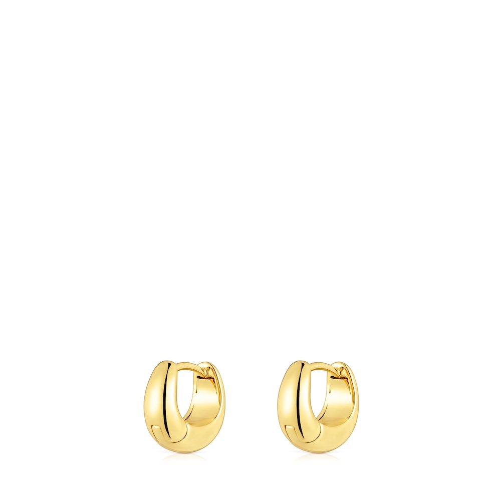 Short, thick Hoop earrings with 18kt gold plating over silver