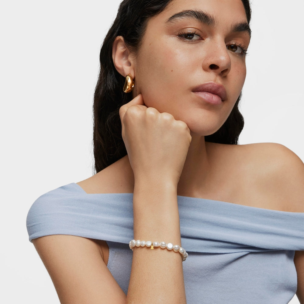Gold Sweet Dolls Bracelet with baroque pearls and Bear motif |